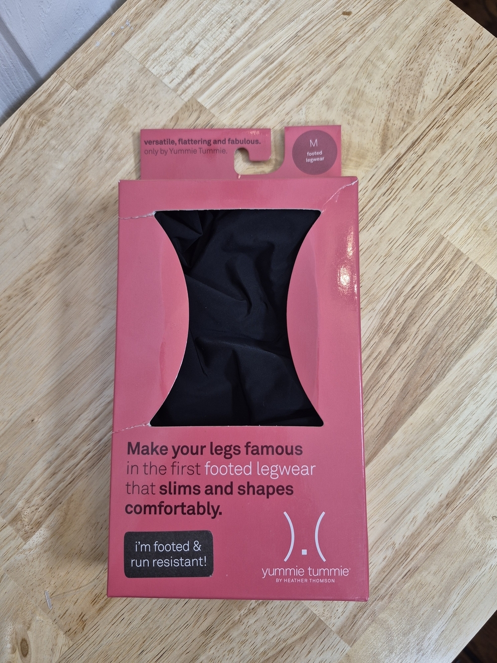 Yummie Tummie Bernadette Footed Slimming Leggings Black Size M NIB